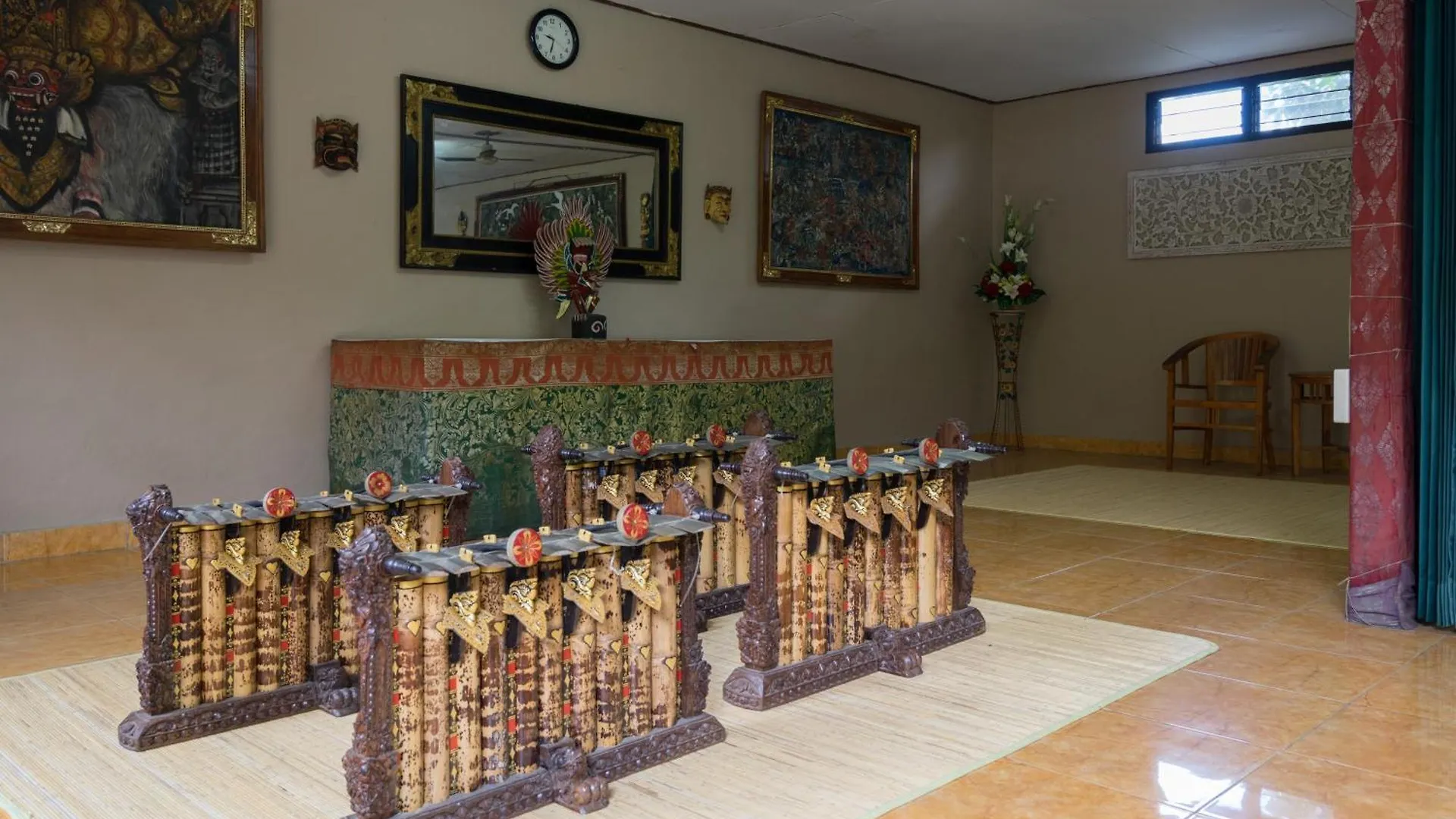 Nuaja Balinese Guest House Ubud