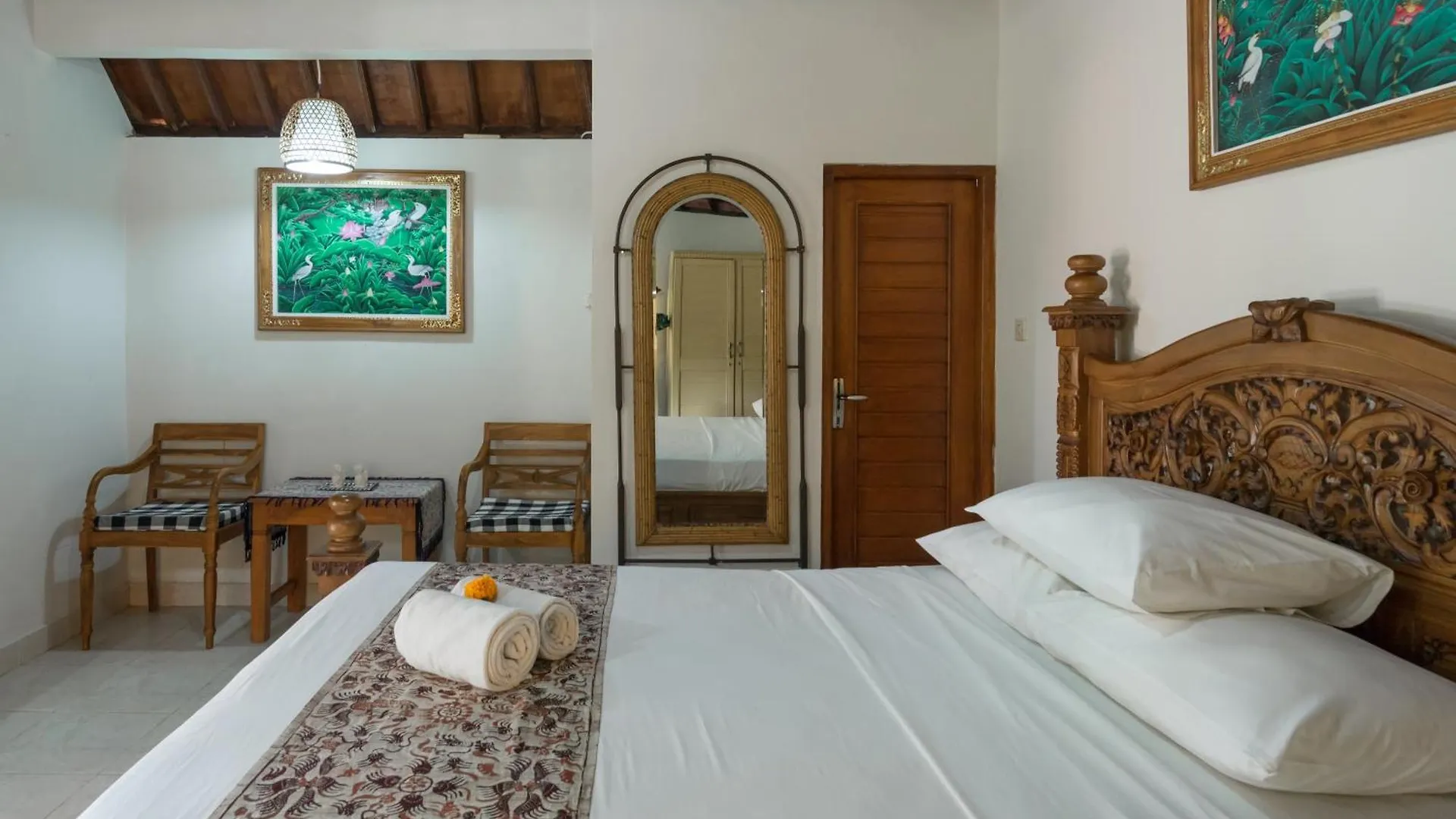Nuaja Balinese Guest House Ubud